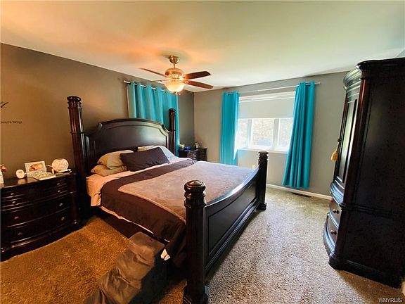 4th image of 4 Stoneridge Ln