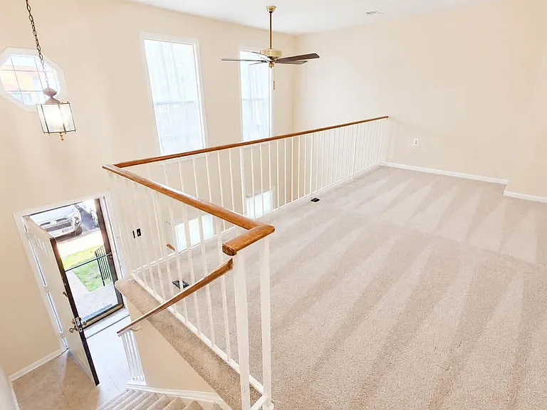 10395 Rapidan Ln — Photo 3