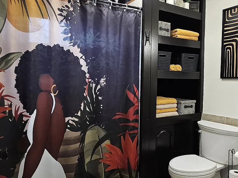 Bathroom 01