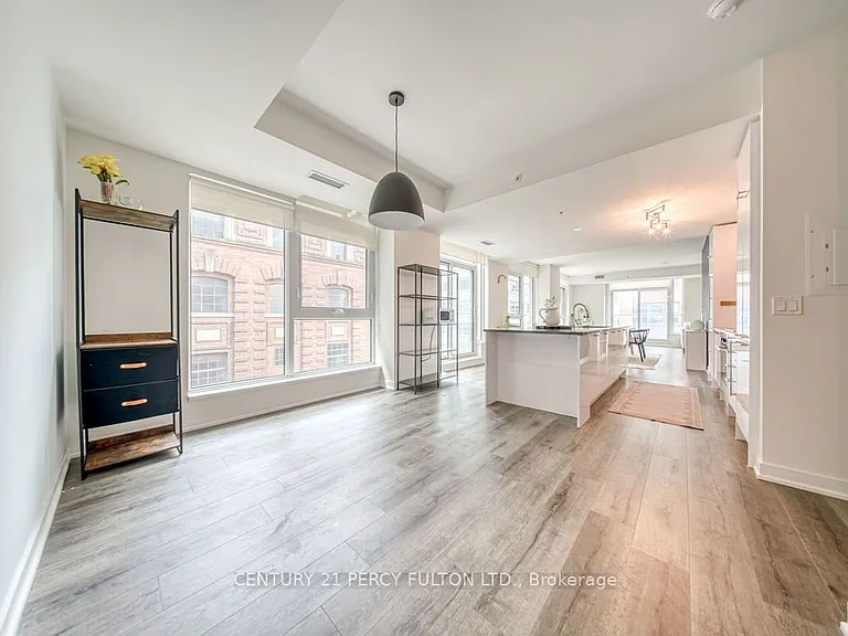 30 Nelson St #323 — Photo 6