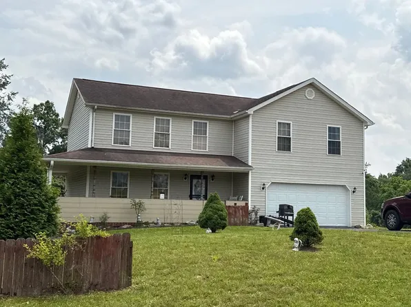 37 Infantry Ct, Vine Grove, KY 40175