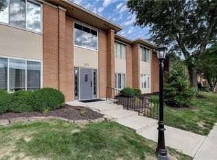 575 Hunters Dr APT C, Carmel, IN 46032