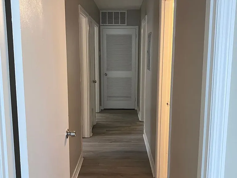 2063 Vineville Ave — Photo 10