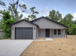 213 Walton St, Carl Junction, MO 64834