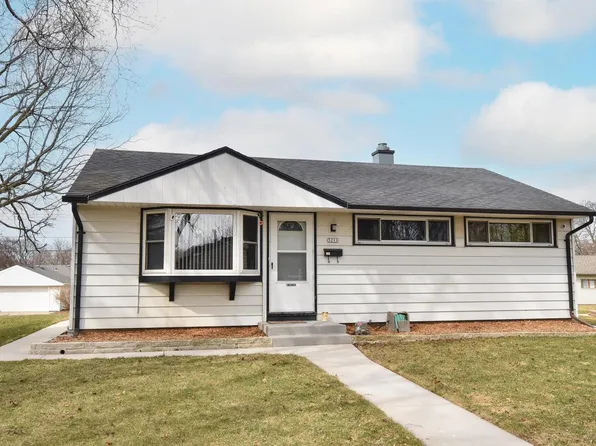 3211 South 67th STREET, Milwaukee, WI 53219