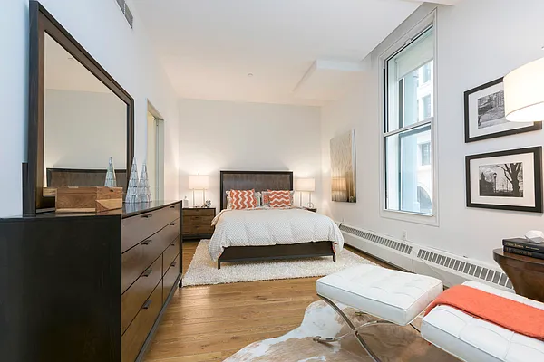 Sold by CMB Realty, LLC | media 14