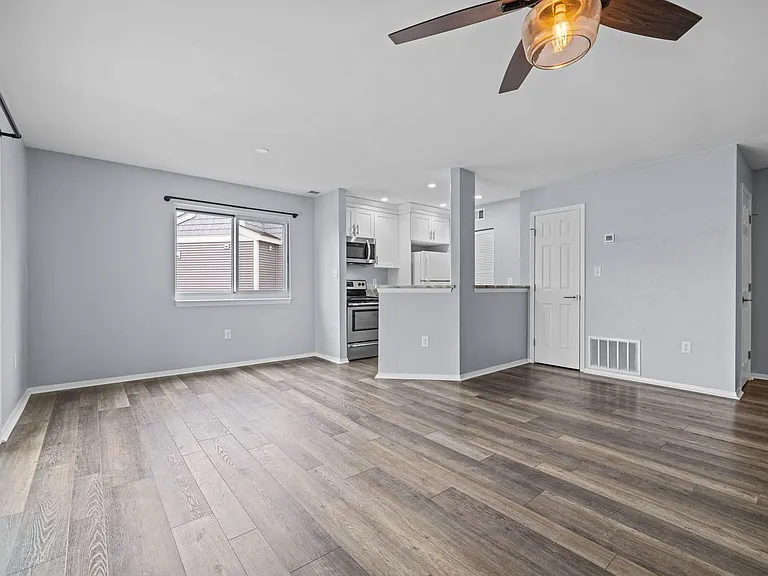 1009 Autumn Woods Ln #109 — Photo 10