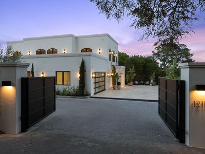 1215 La Cumbre Rd, Hillsborough, CA, 94010