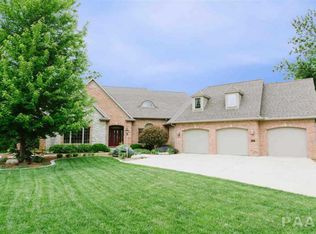 9419 N Frye Rd, Peoria, IL 61615