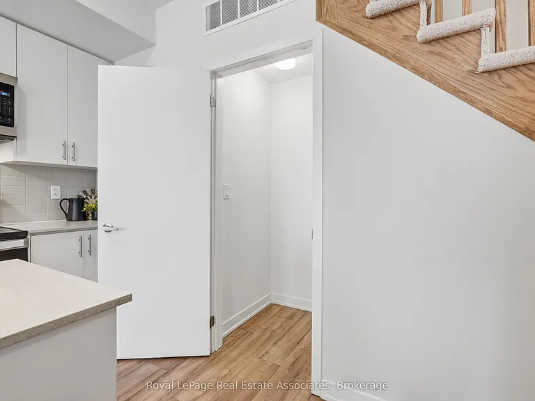 3425 Ridgeway Dr #10 — Photo 18