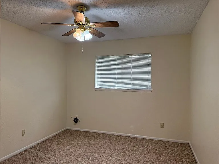 110 Timberview St — Photo 22
