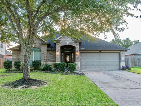 4108 S Meridian Greens Dr, Dickinson, TX 77539