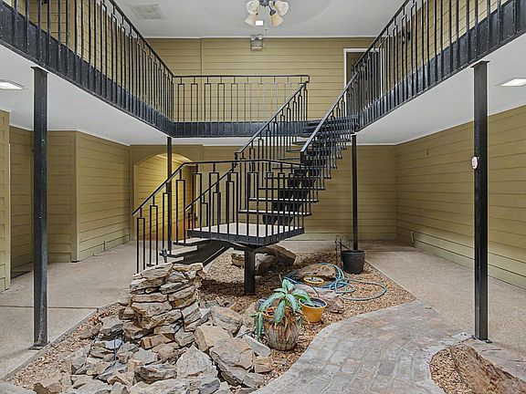 3rd image of 210 S McLean Blvd APT 8