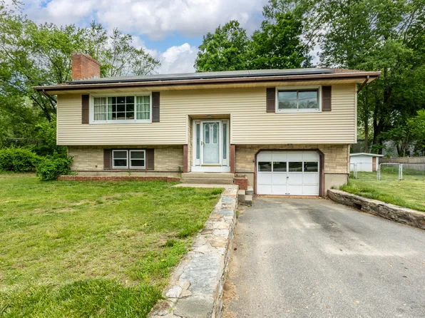 16 Cracow Avenue, Windham, CT 06280