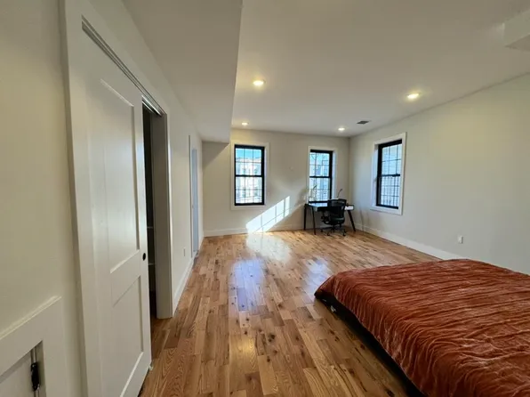 241 Palisade Avenue image 13 of 22