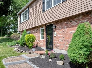 19 Essex Heights Dr, Weymouth, MA 02188