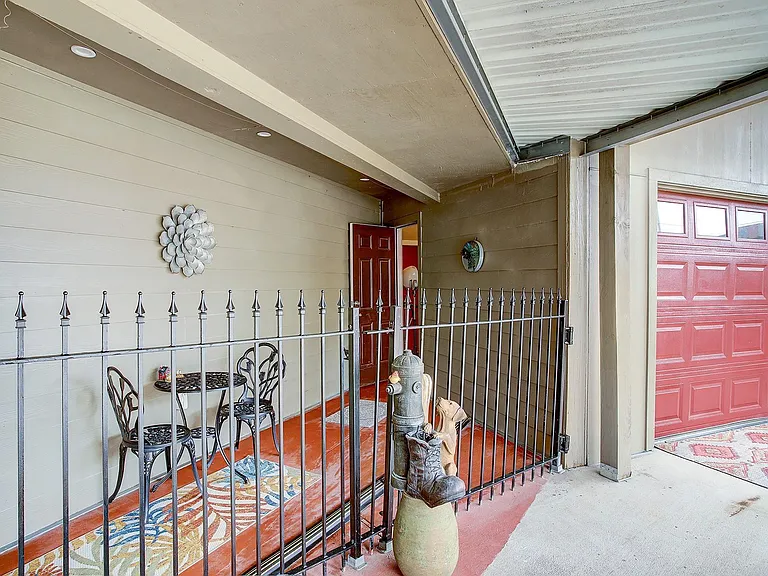 5303 Tallow Ln — Photo 25