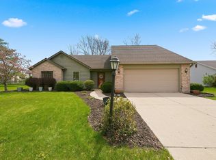 9211 Indian Reserve Trl, Fort Wayne, IN 46804
