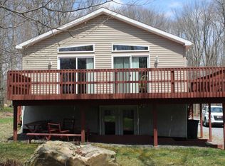 33 Tarpum Bay Rd, Du Bois, PA 15801
