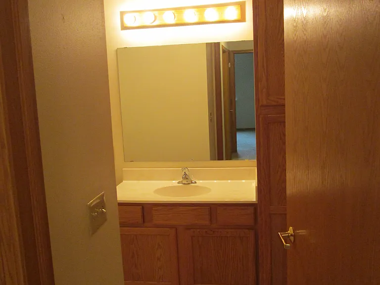 5118 Paulson Ct — Photo 4