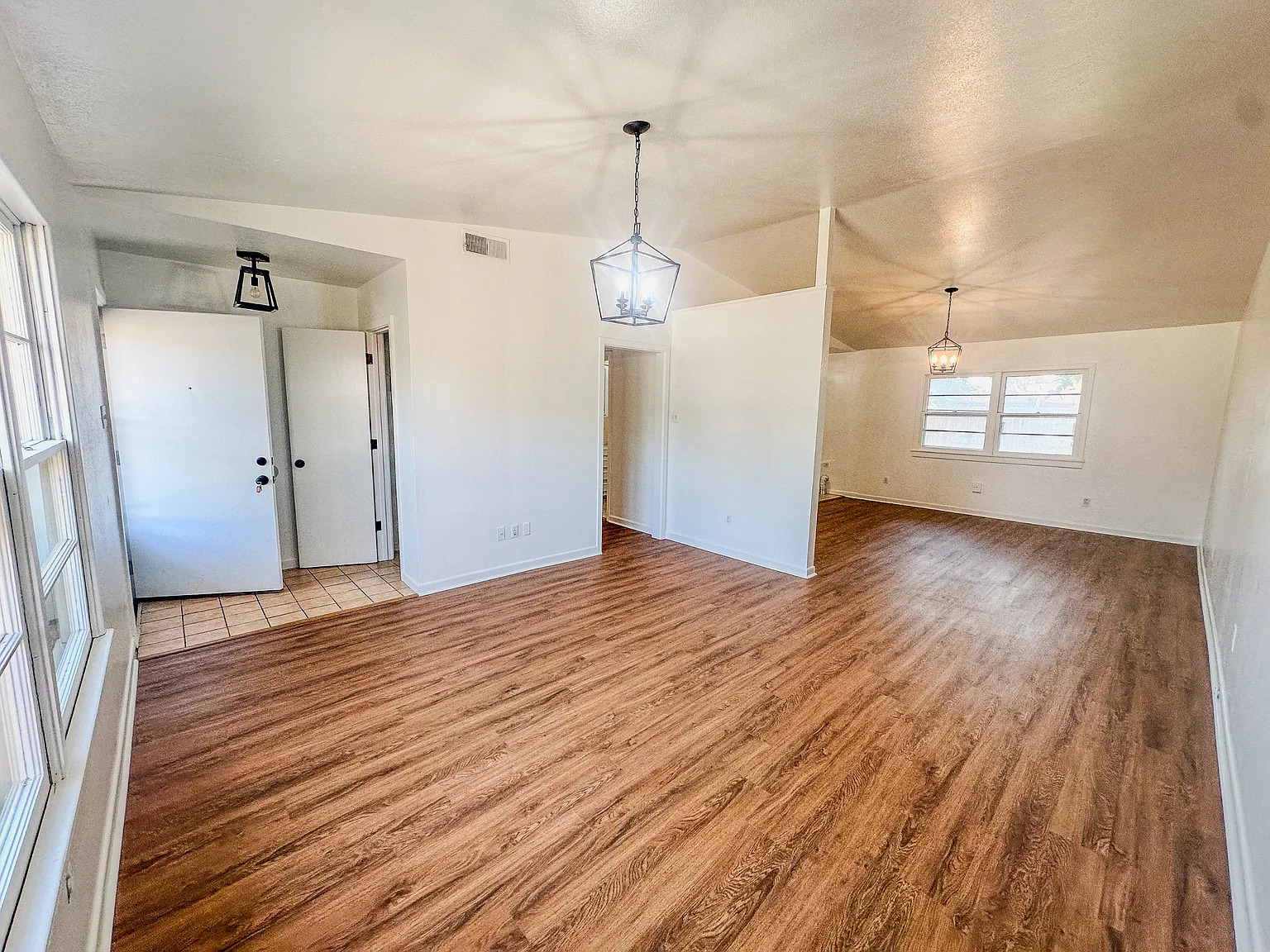 3 bed, 1292 sqft, $1,500 — Photo 4