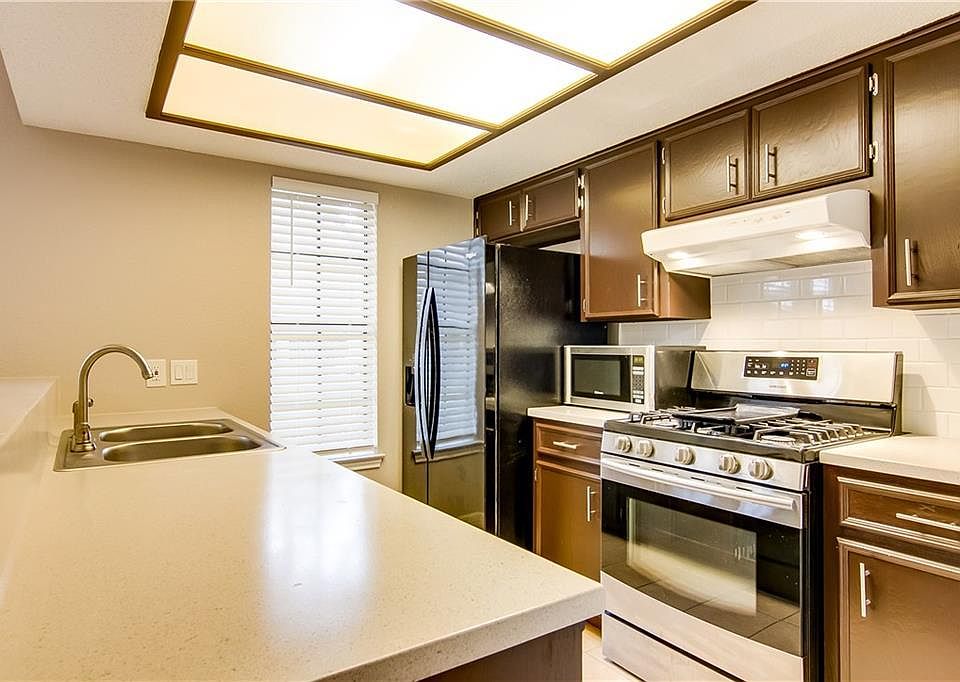 1st image of 1143 Orchard Park Cir