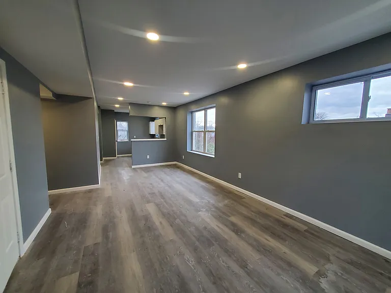 5564 Hebert St #2F — Photo 6