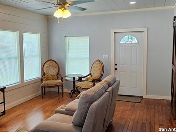 5th image of 1501 Cincinnati Ave #1