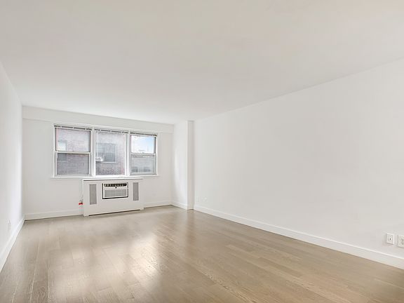 5th image of 145 E 27th St APT 10E