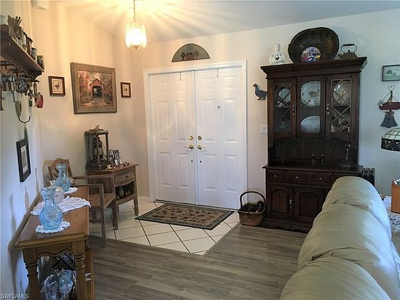 5th image of 2309 SE 8th Ter