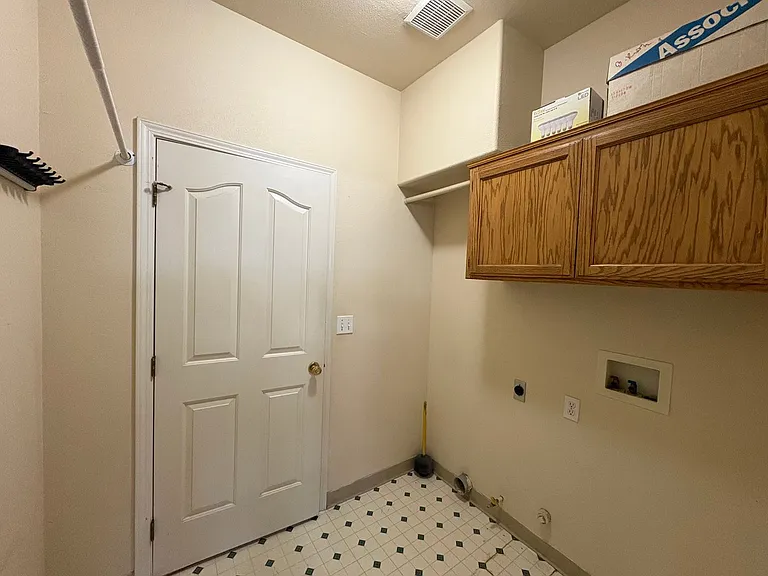 1523 E Monte Vista Ct — Photo 4
