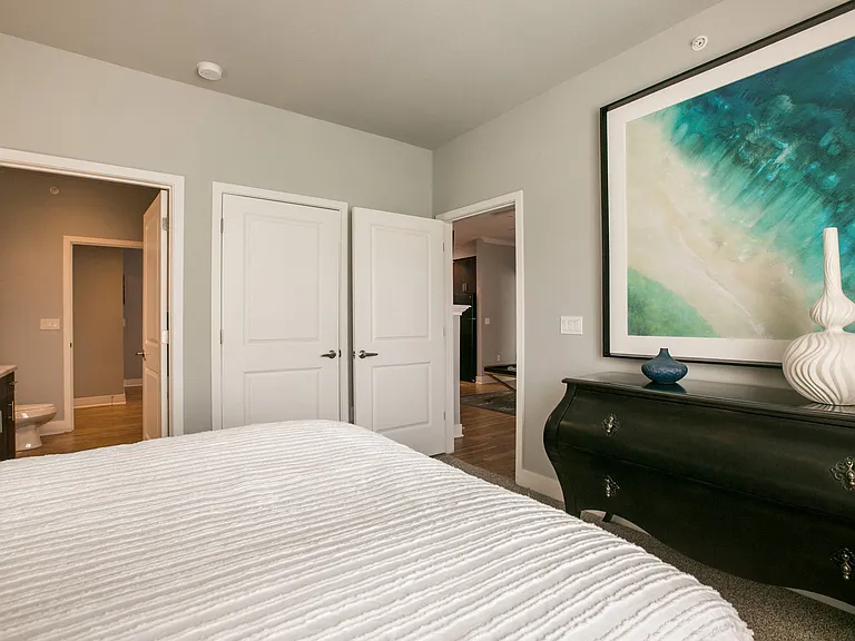 SkyStone Apartments — Photo 30