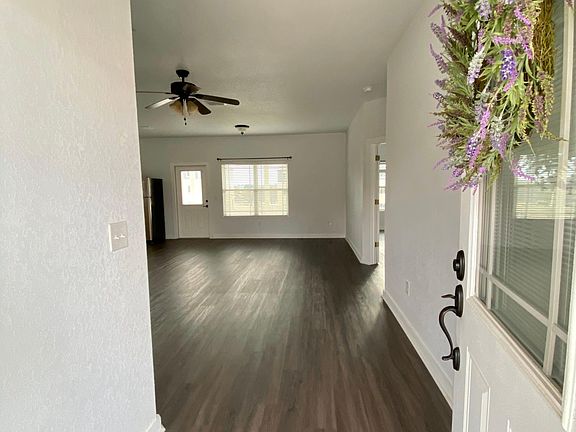 3rd image of 132 Ivy Ln