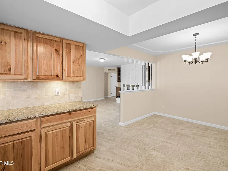 10337 Galahad Way — Photo 33