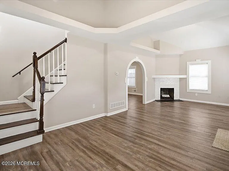 22 Carpenter St — Photo 7