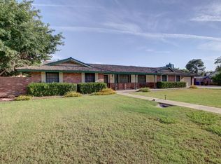 627 E Harwell Rd, Gilbert, AZ 85234