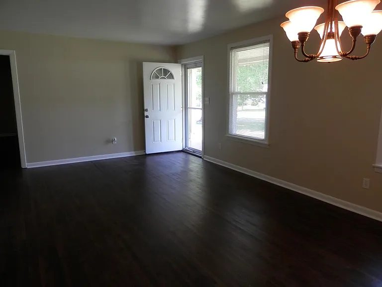 6519 Janice St NW — Photo 5