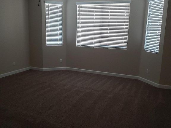 5th image of 4359 N 152nd Dr