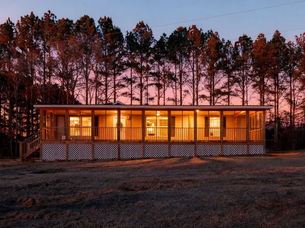 283 W Oakton Rd, La Fayette, GA 30728