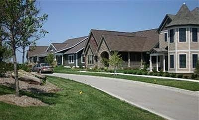 3rd image of 7121 Kentwell Ln