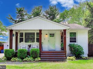 2743 Bayside Beach Rd, Pasadena, MD 21122