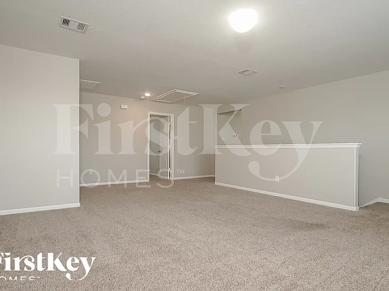 29018 Innes Park Pl — Photo 6