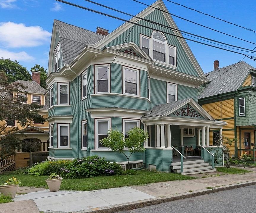 1st image of 23 Conway St #1