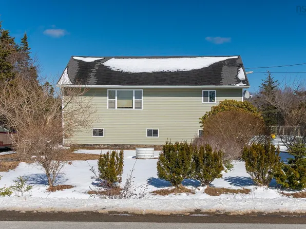 4720 Clam Harbour Rd, Halifax, NS B0J 1Y0