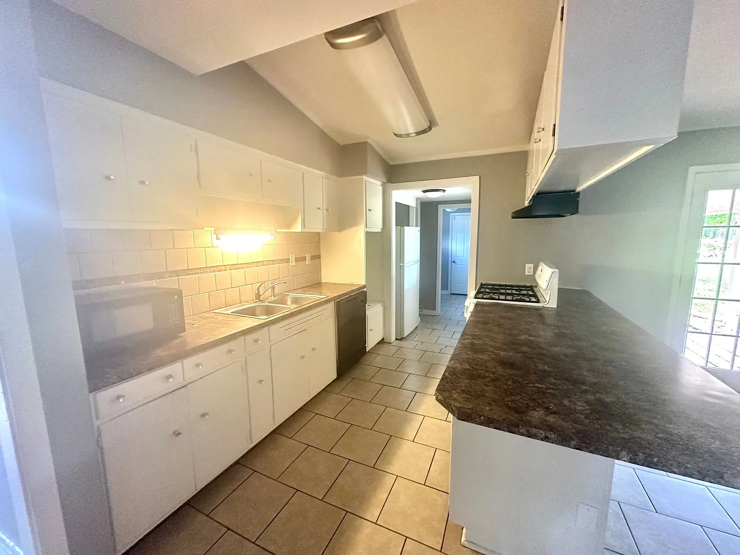 3/2 For Rent in Montgomery! — Photo 4