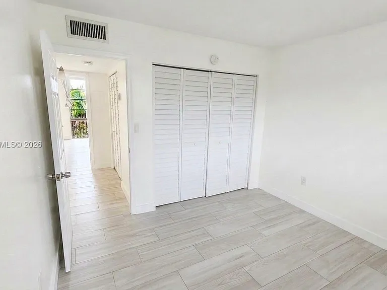 6904 N Kendall Dr #F305 — Photo 16