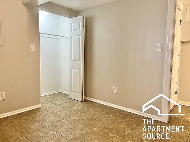 4009 S Calumet Ave #G — Photo 13