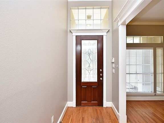 3rd image of 5830 Hornwood Dr