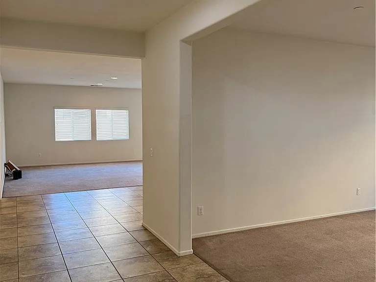 6840 Sunsight Way — Photo 4