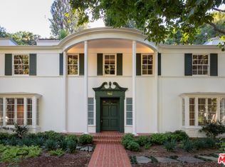 963 Moraga Dr, Los Angeles, CA 90049